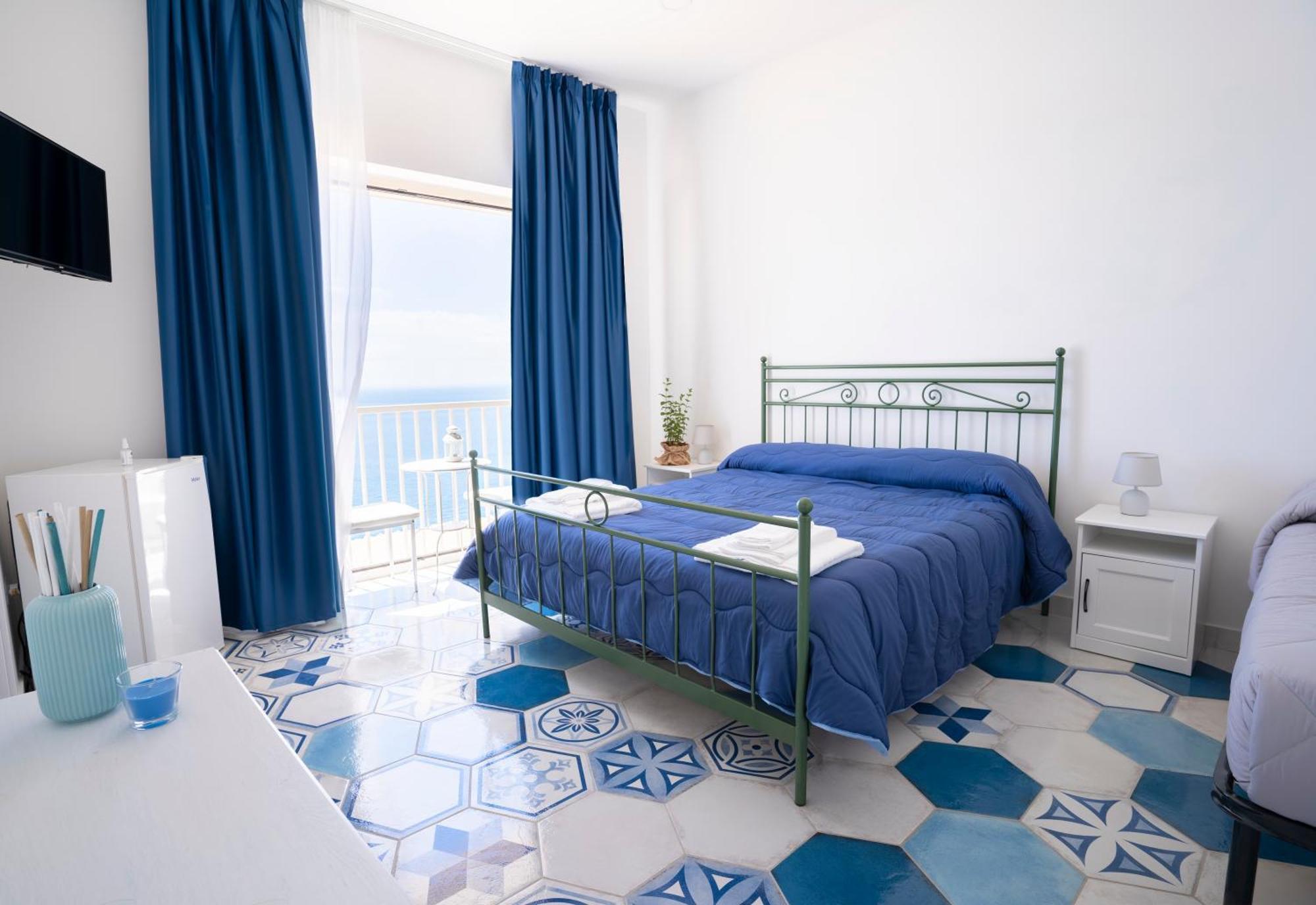 Tenuta La Picola Furore Quarto foto