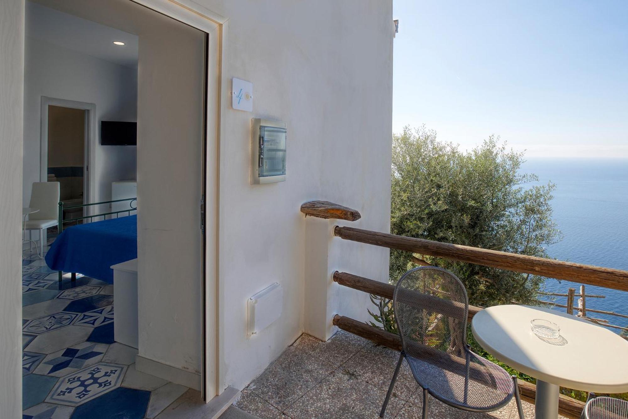 Tenuta La Picola Furore Quarto foto